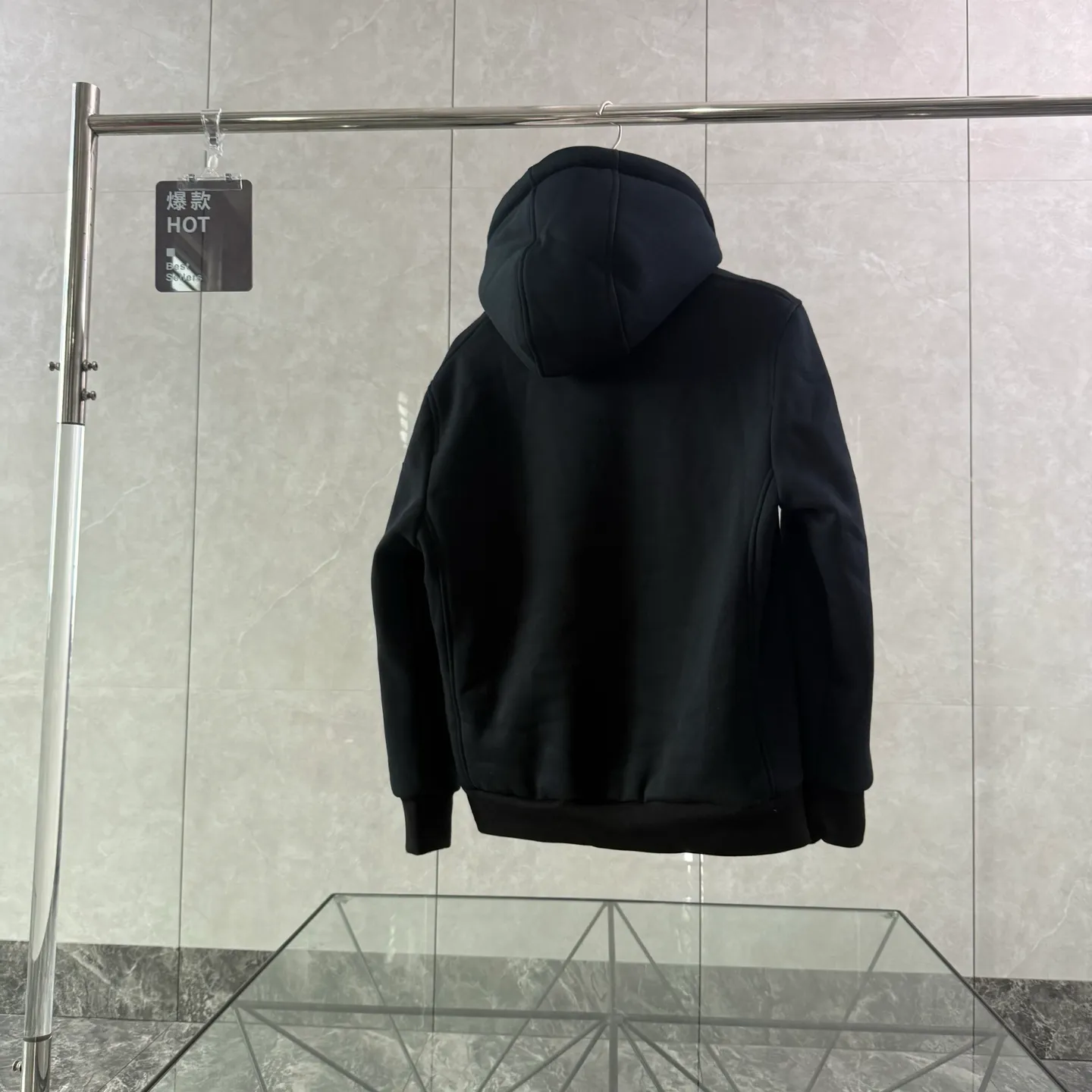 （ ） Moose Knuckles SS 23 、 ， ， ， 🍃 ， ， ， ☁️ ！ ♾️ ： ， Premium ， Authentic ！ Size：S-XXL 👉 👉
